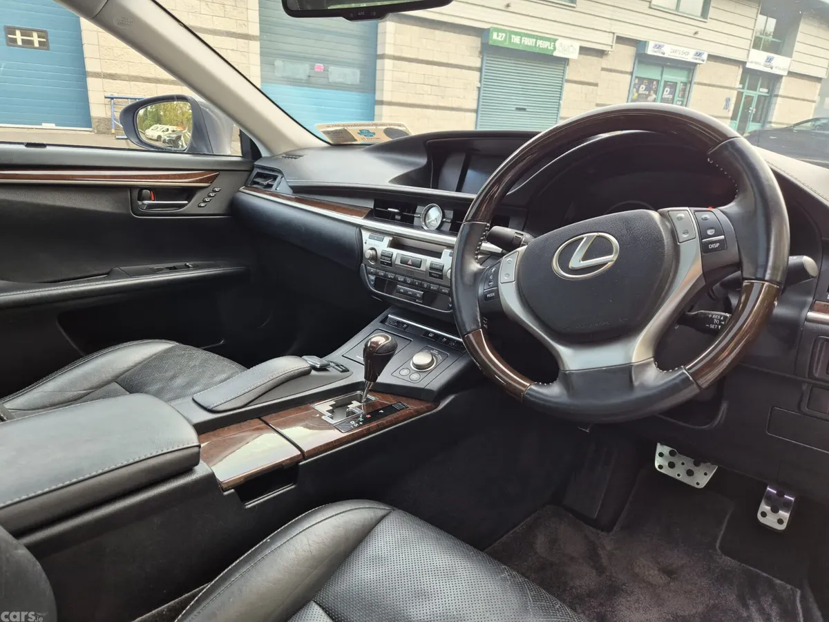 Lexus ES Saloon, Petrol Hybrid, 2015, Grey
