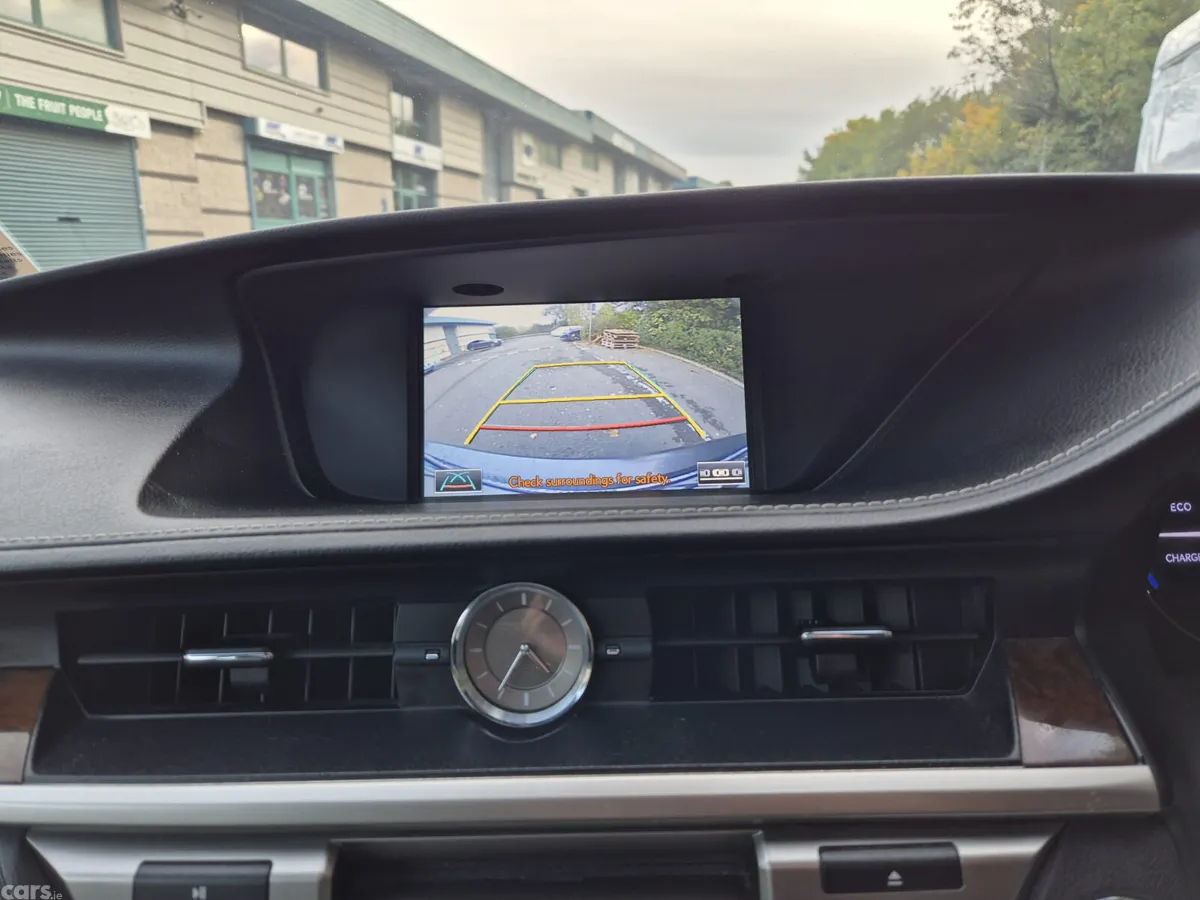 Lexus ES Saloon, Petrol Hybrid, 2015, Grey