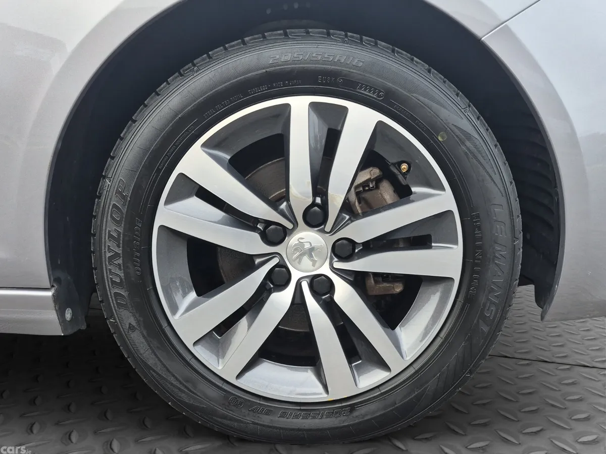 Peugeot 308 Hatchback, Diesel, 2019, Grey
