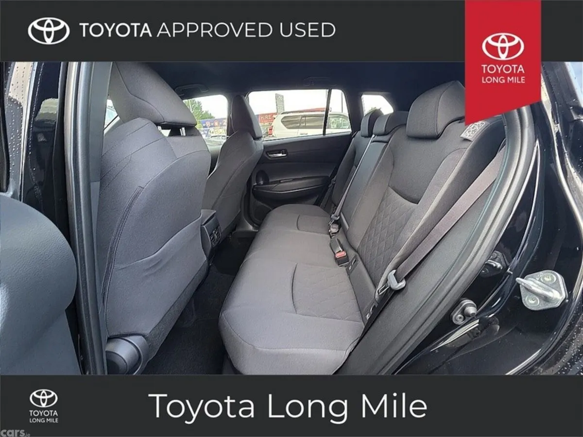 Toyota Corolla Cross Hatchback, Petrol Hybrid, 2024, Black