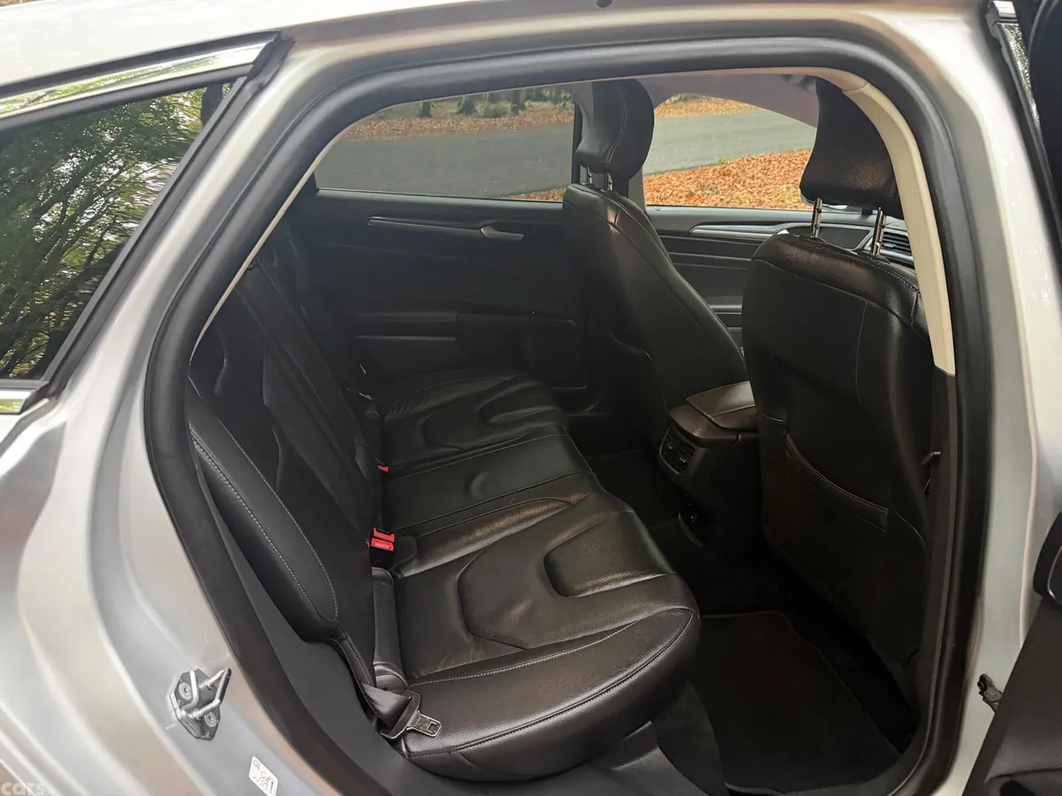 Ford Mondeo Hatchback, Diesel, 2021, Grey