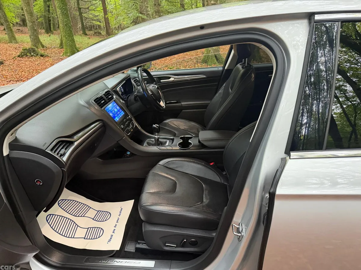 Ford Mondeo Hatchback, Diesel, 2021, Grey