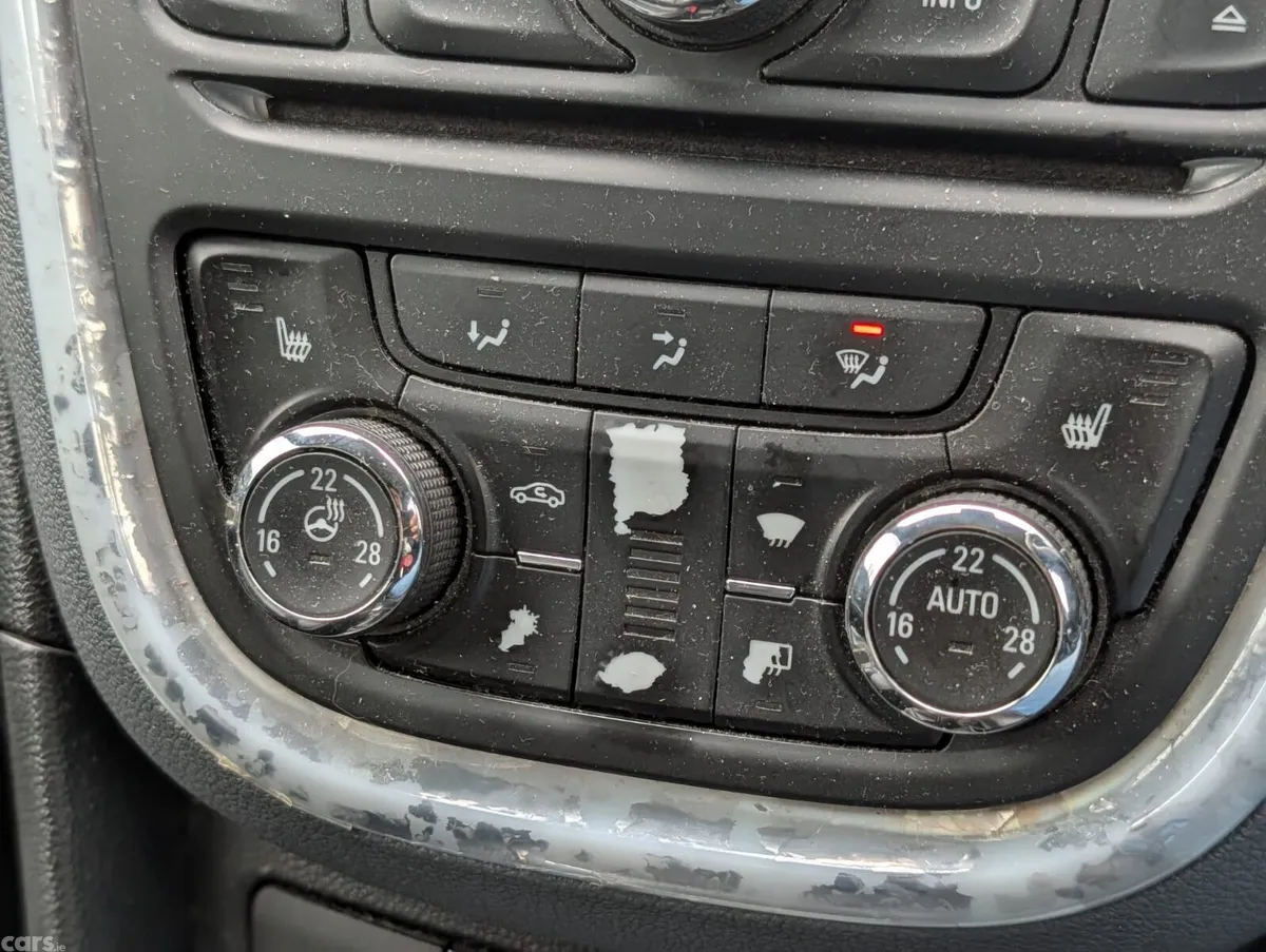 Vauxhall Mokka Hatchback, Diesel, 2013, Black