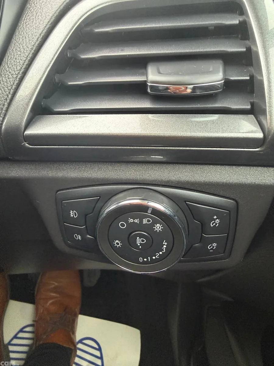 Ford Mondeo Hatchback, Diesel, 2021, Grey