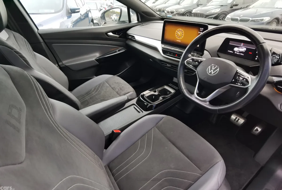 Volkswagen ID.5 SUV, Electric, 2022, White