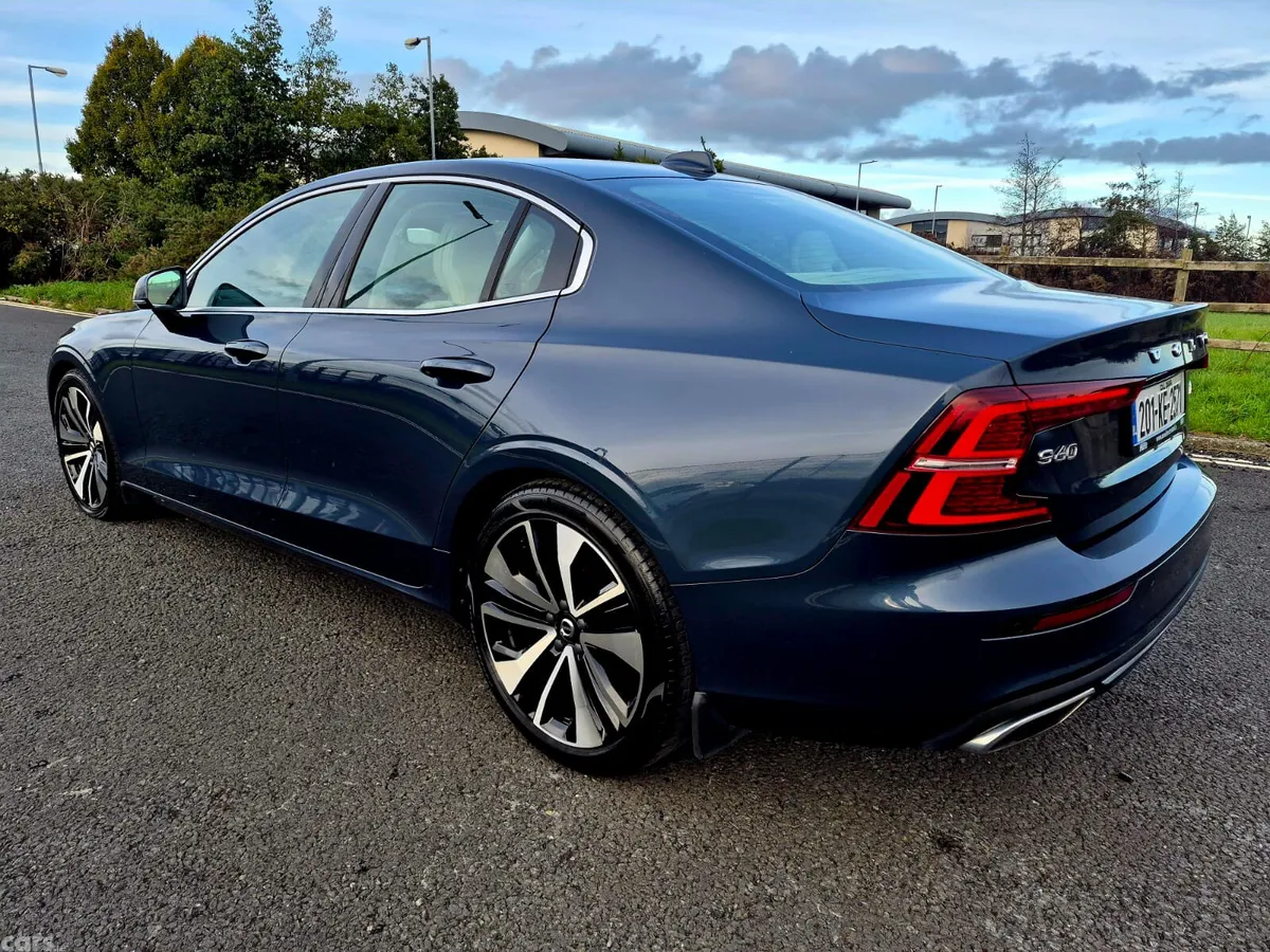 Volvo S60 Saloon, Petrol, 2020, Blue