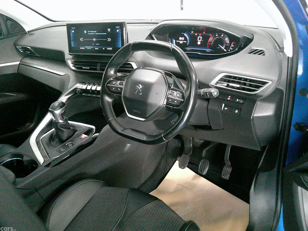 Peugeot 3008 SUV, Diesel, 2021, Blue