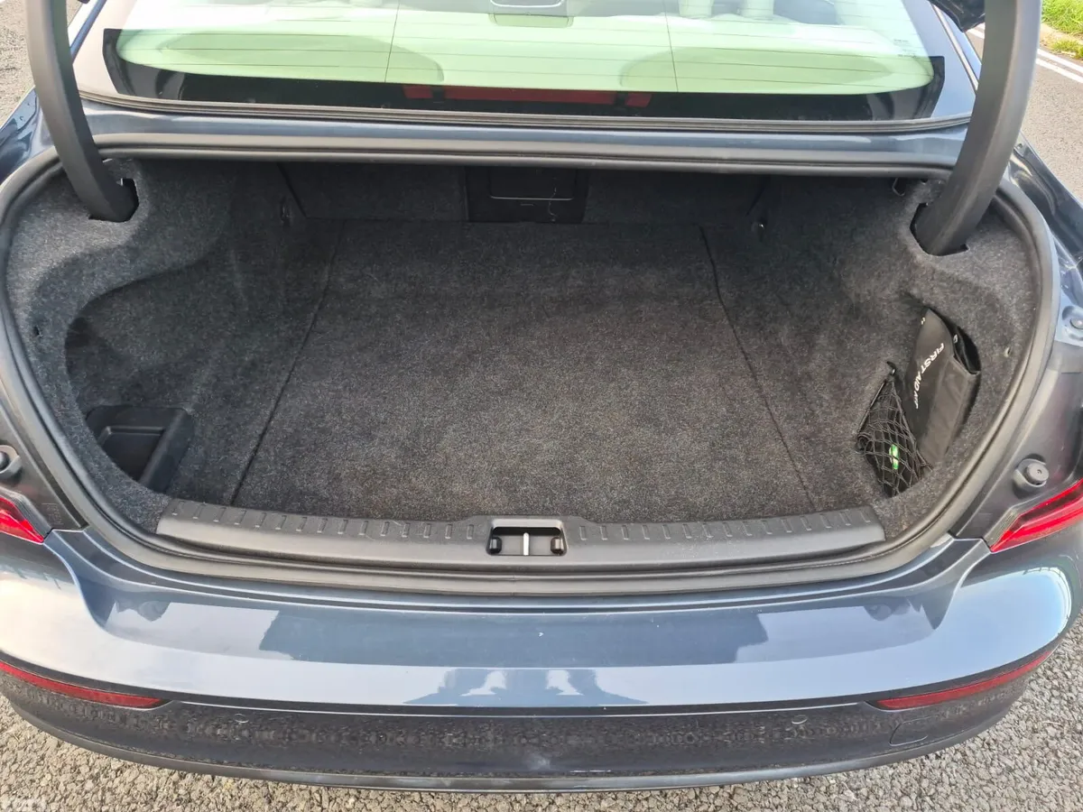 Volvo S60 Saloon, Petrol, 2020, Blue