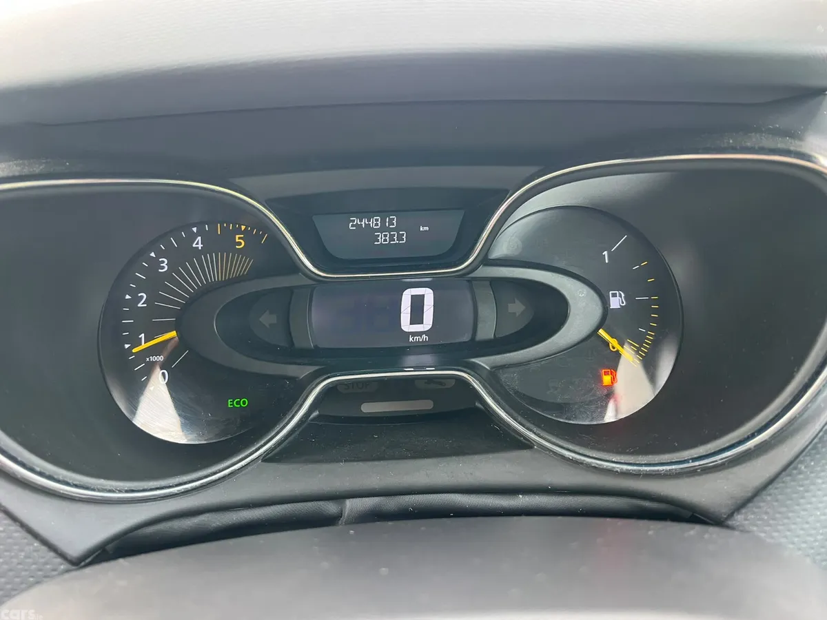 Renault Captur Hatchback, Diesel, 2014, Silver