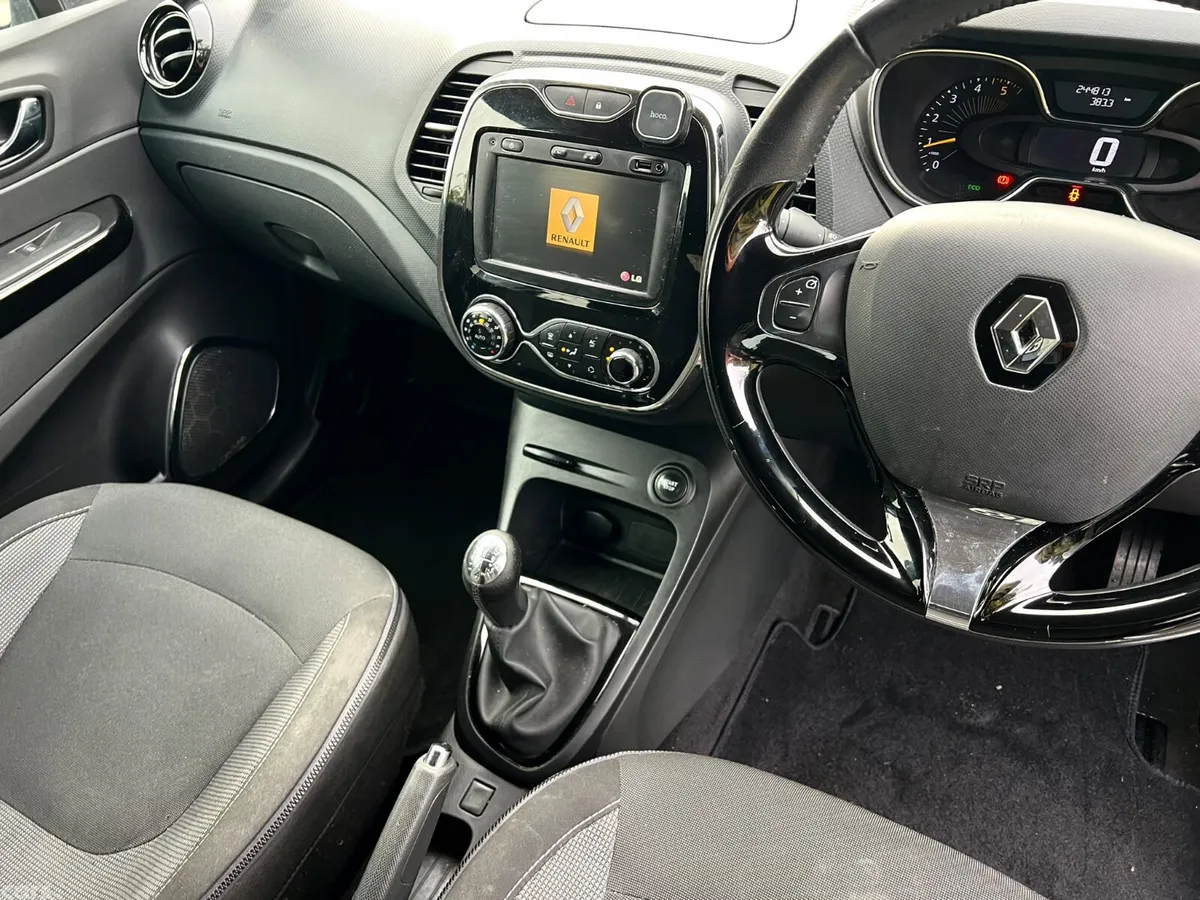 Renault Captur Hatchback, Diesel, 2014, Silver