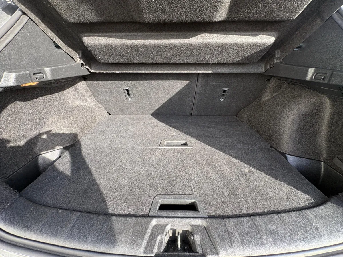 Nissan Qashqai Hatchback, Diesel, 2020, Grey