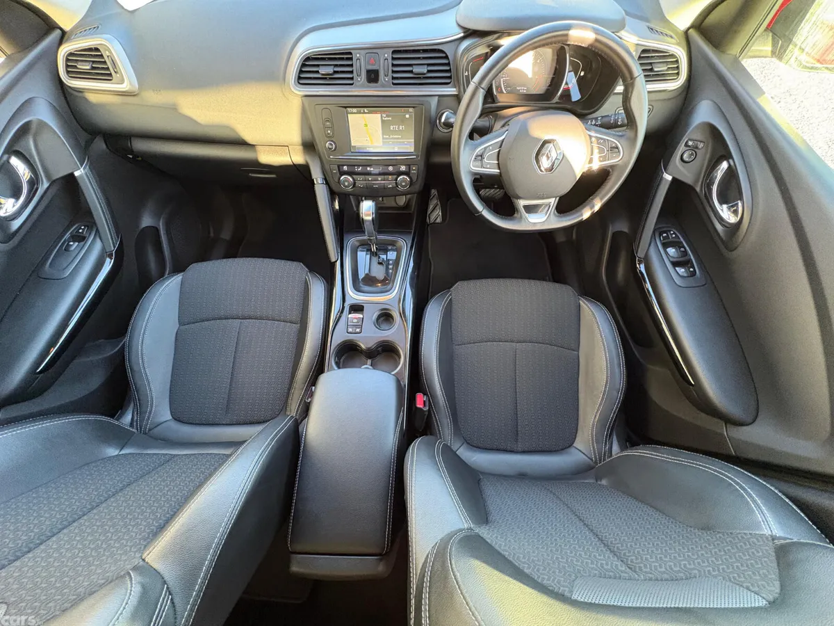 Renault Kadjar SUV, Diesel, 2017, Red