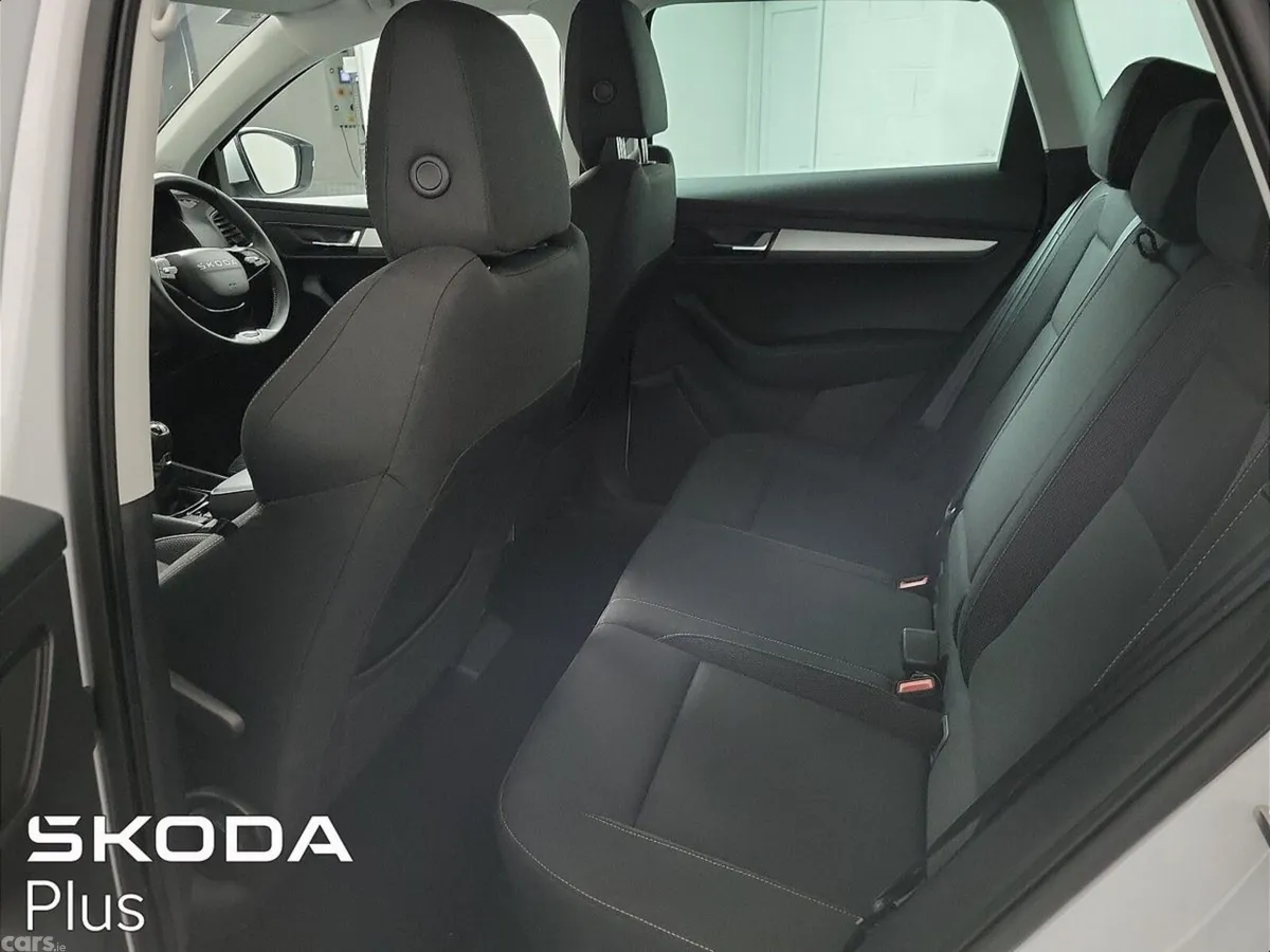 Skoda Karoq Estate, Diesel, 2026, White