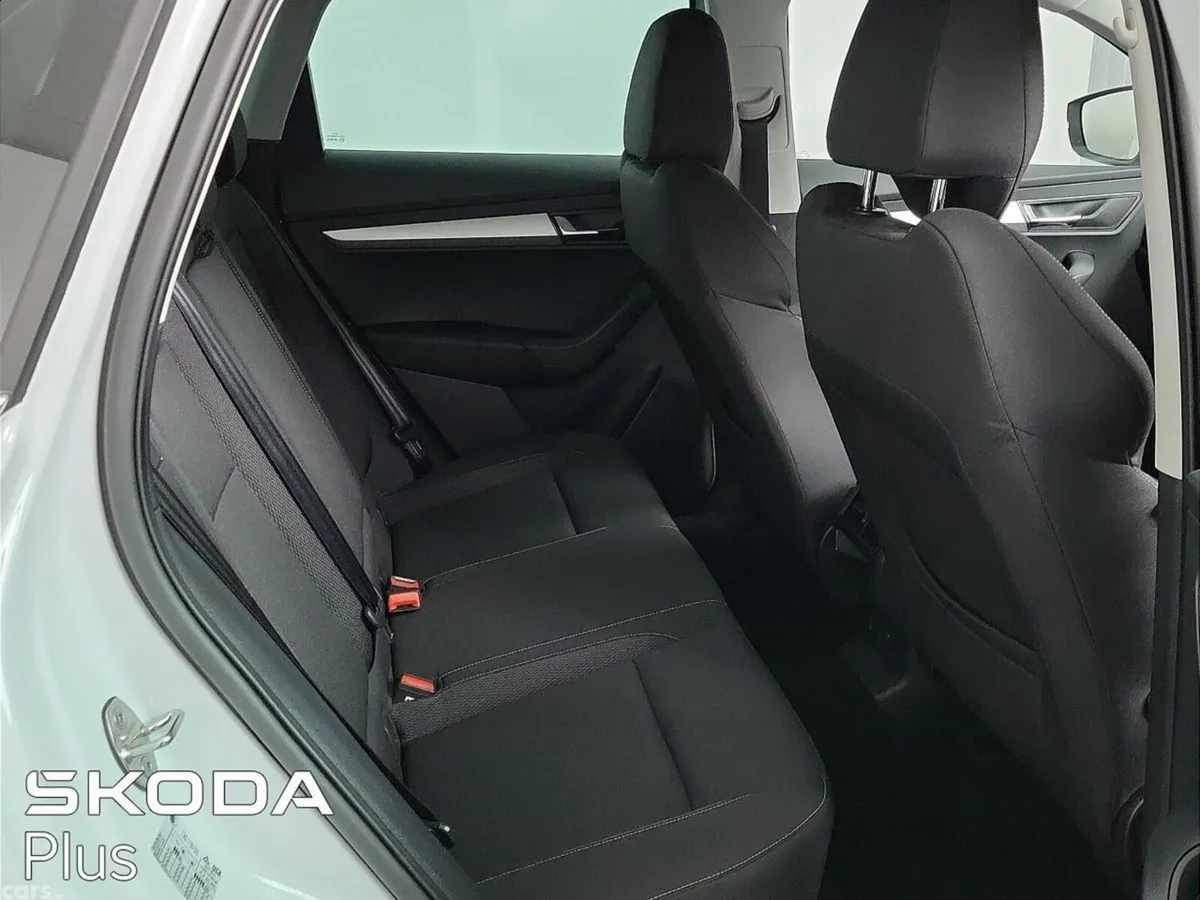 Skoda Karoq Estate, Diesel, 2026, White