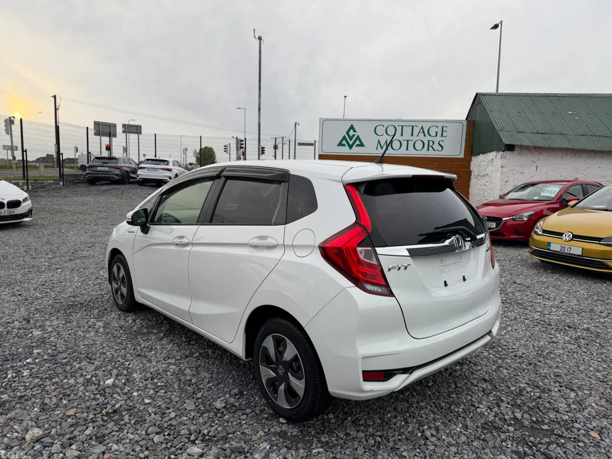 Honda Fit Hatchback, Petrol Hybrid, 2019, White