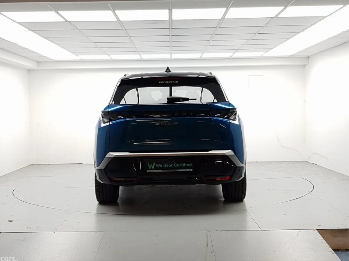 Peugeot 5008 SUV, Electric, 2025, Blue