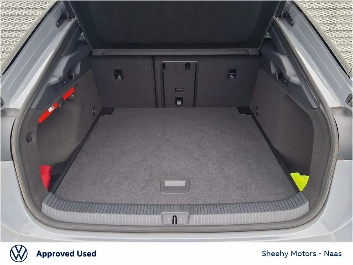 Volkswagen ID.7 Saloon, Electric, 2024, Grey