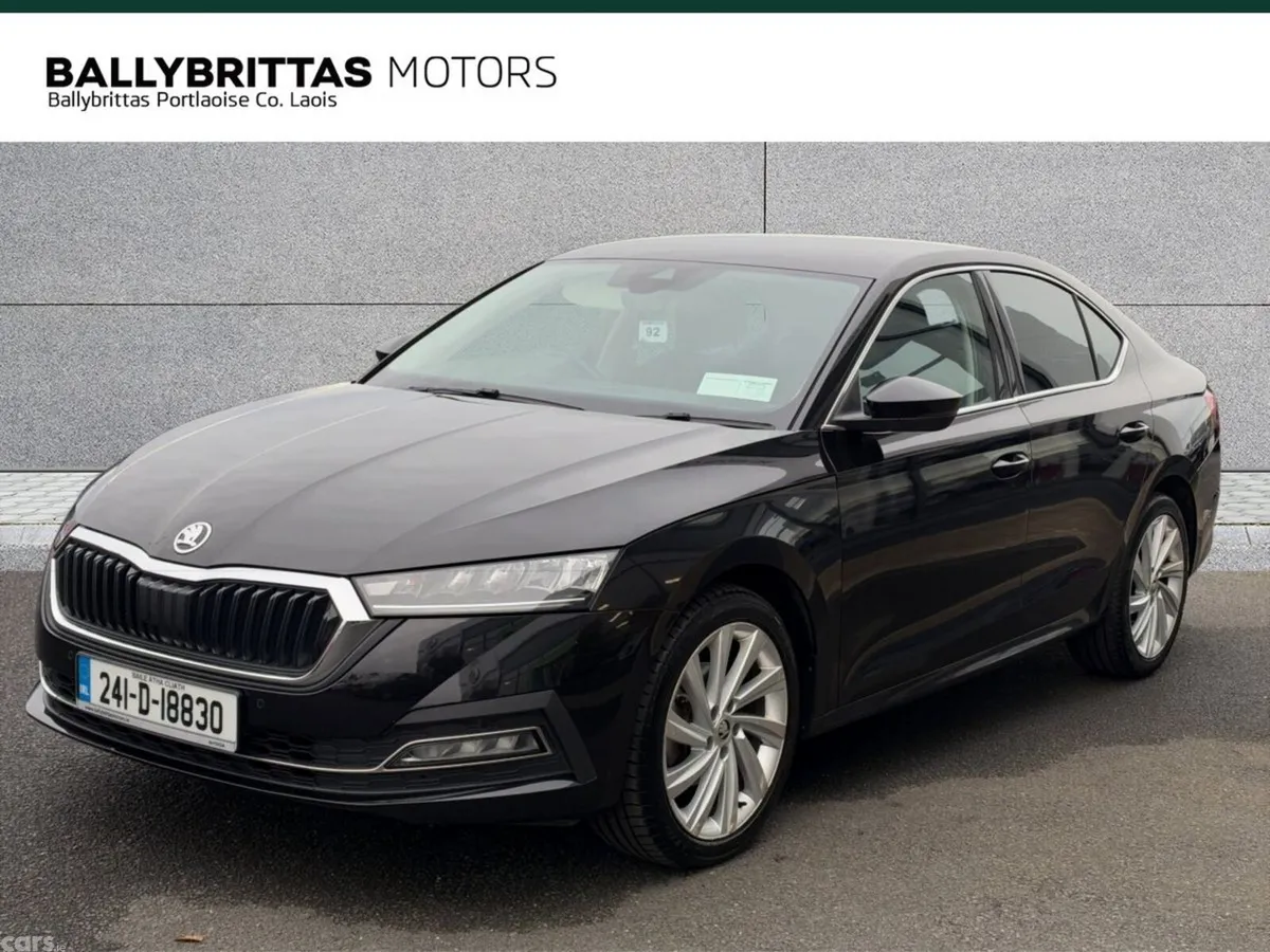 Skoda Octavia Saloon, Diesel, 2024, Black