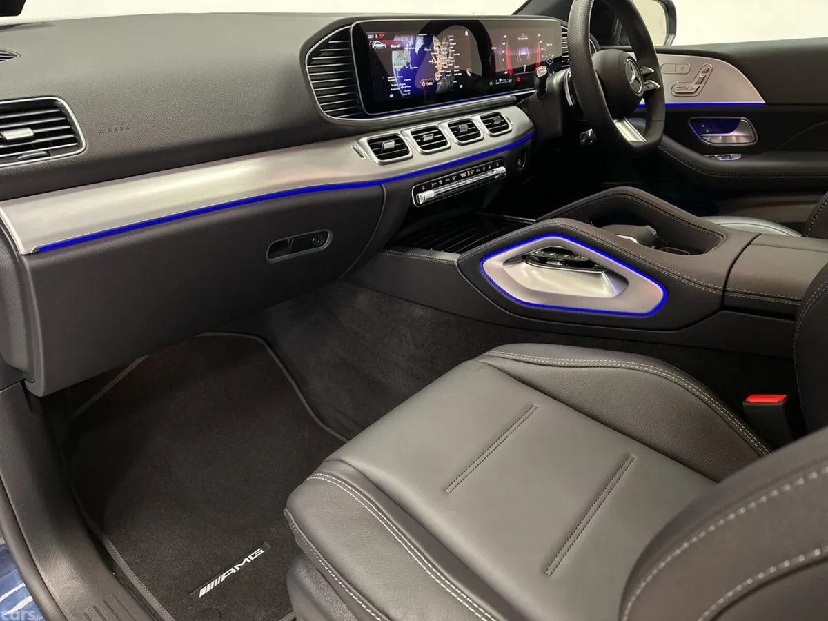 Mercedes-Benz GLE SUV, Petrol Plug-in Hybrid, 2026, Blue