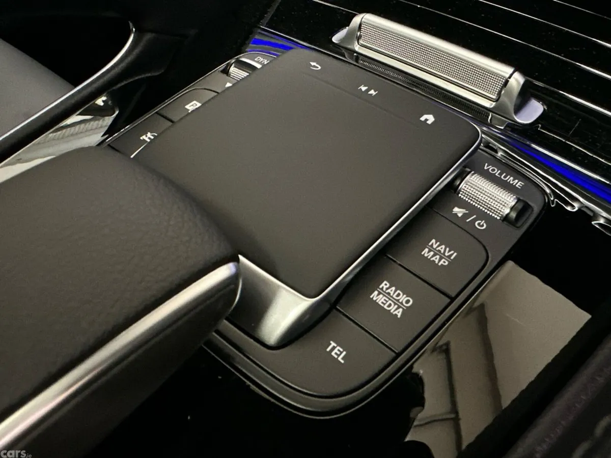 Mercedes-Benz GLE SUV, Petrol Plug-in Hybrid, 2026, Blue