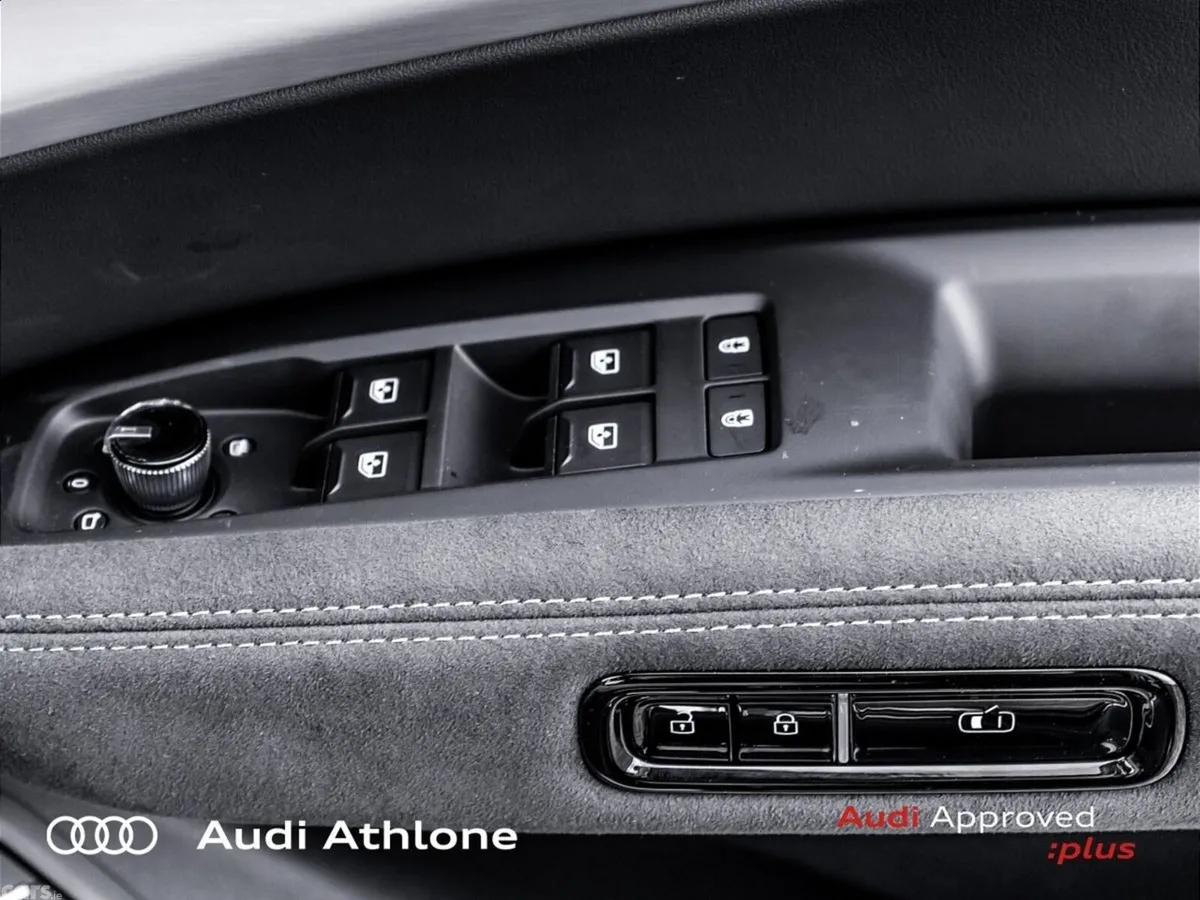 Audi Q7 SUV, Diesel Hybrid, 2027, Black