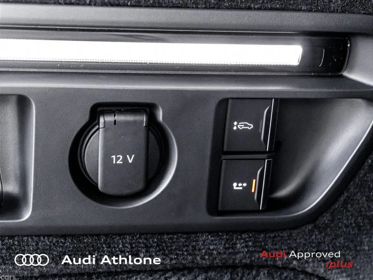 Audi Q7 SUV, Diesel Hybrid, 2027, Black