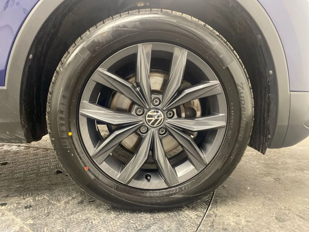 Volkswagen Tiguan SUV, Diesel, 2024, Blue