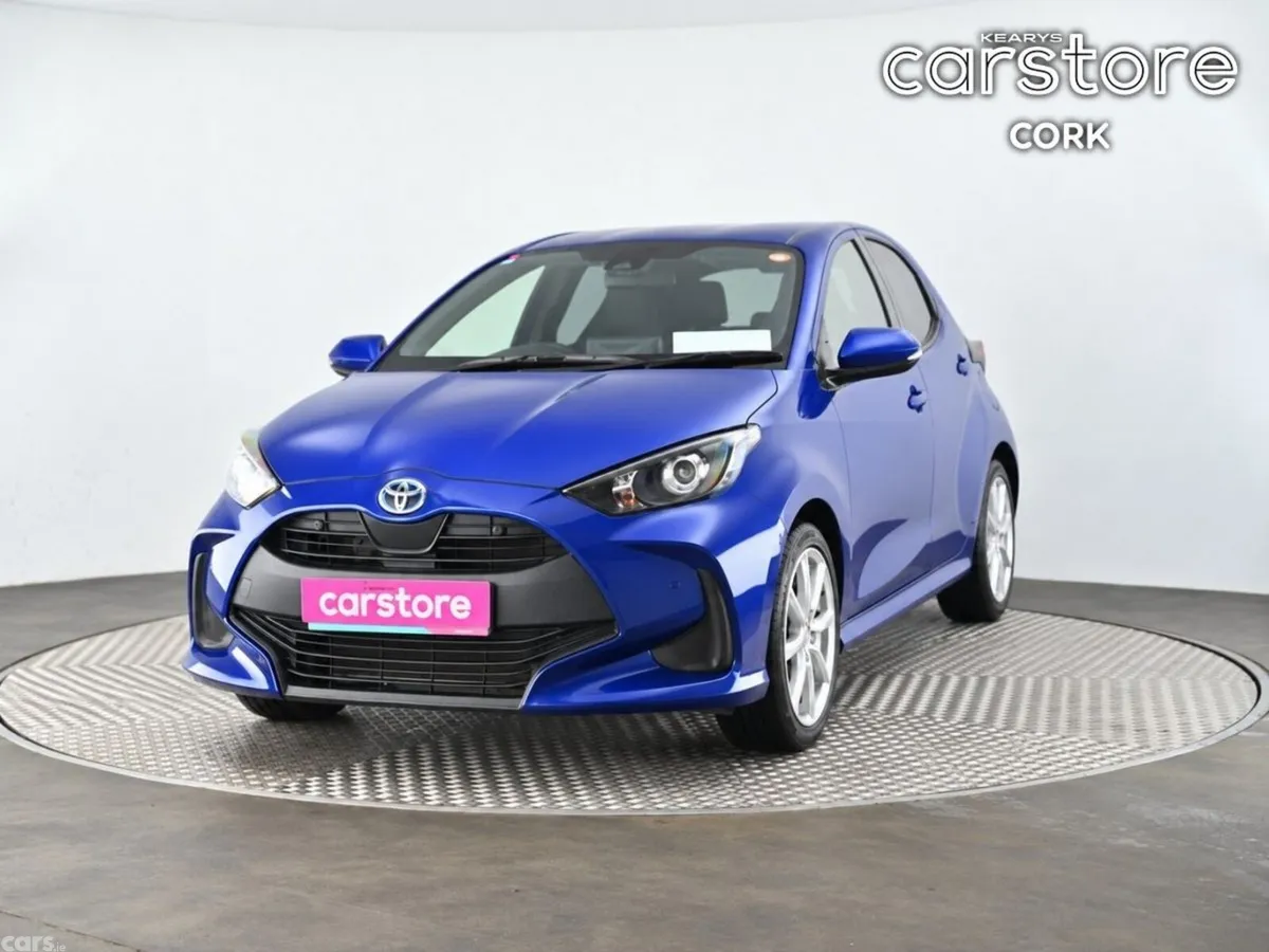 Toyota Yaris Hatchback, Petrol Hybrid, 2022, Blue