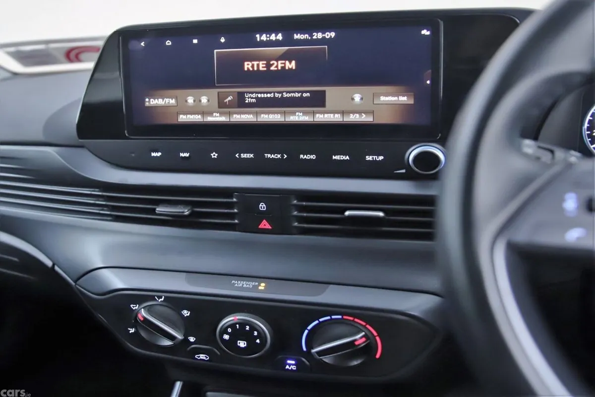 Hyundai i20 Hatchback, Petrol, 2024, Grey