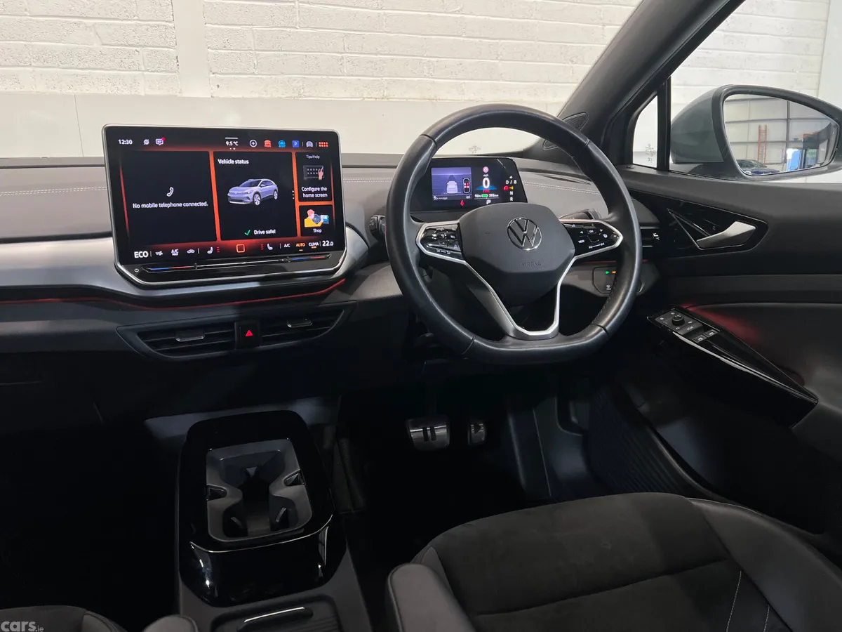 Volkswagen ID.4 SUV, Electric, 2024, Grey