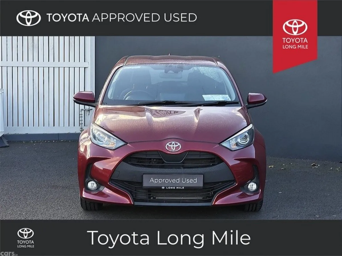 Toyota Yaris Hatchback, Petrol Hybrid, 2021, Red