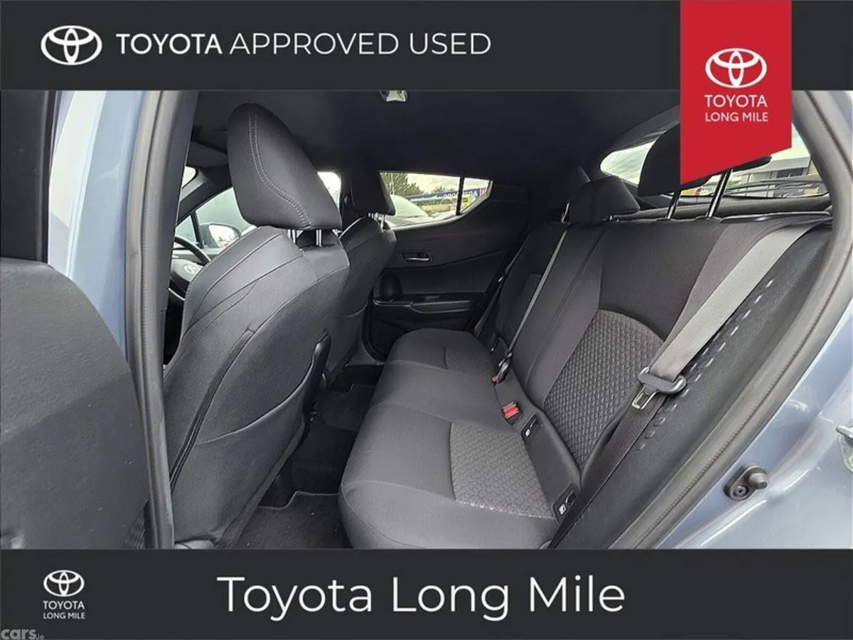 Toyota C-HR SUV, Petrol Hybrid, 2023, Grey
