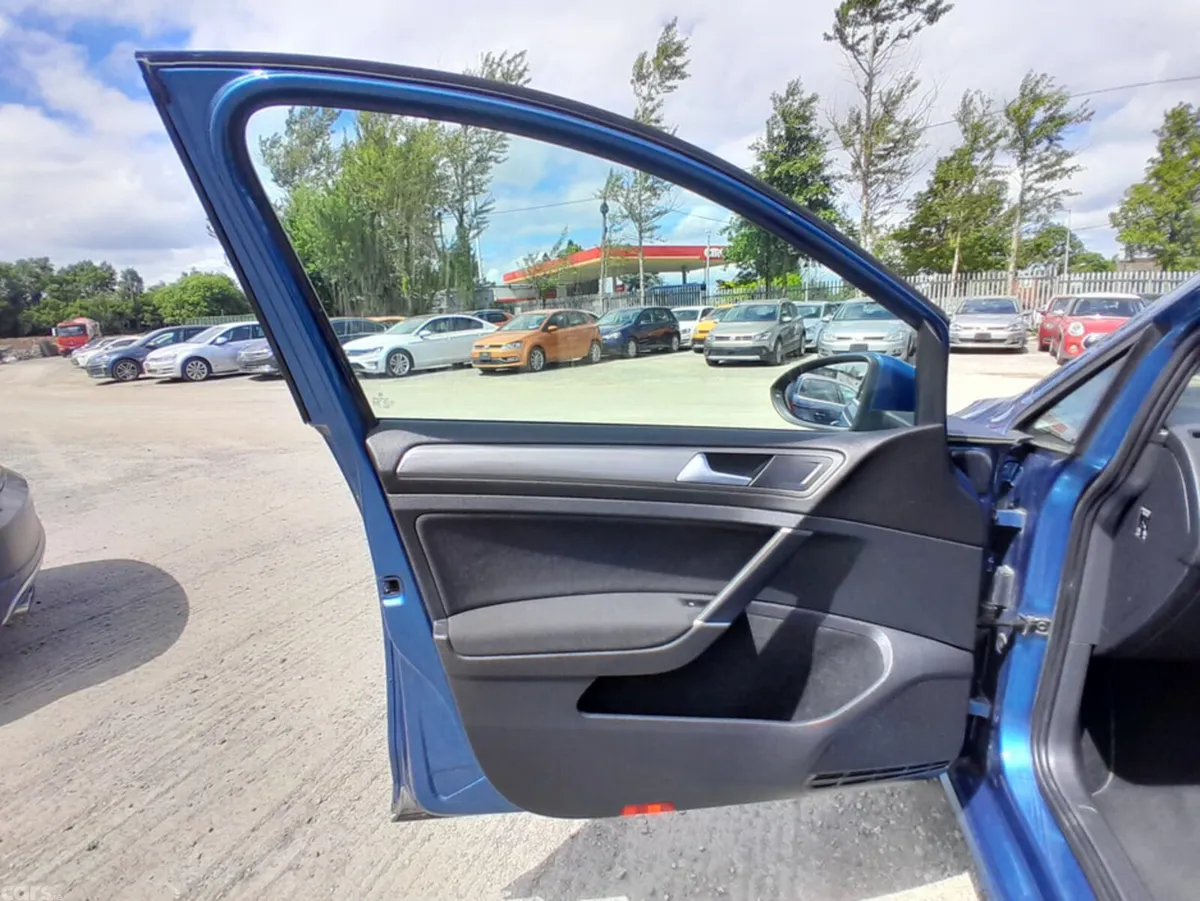Volkswagen Golf Estate, Petrol, 2014, Blue