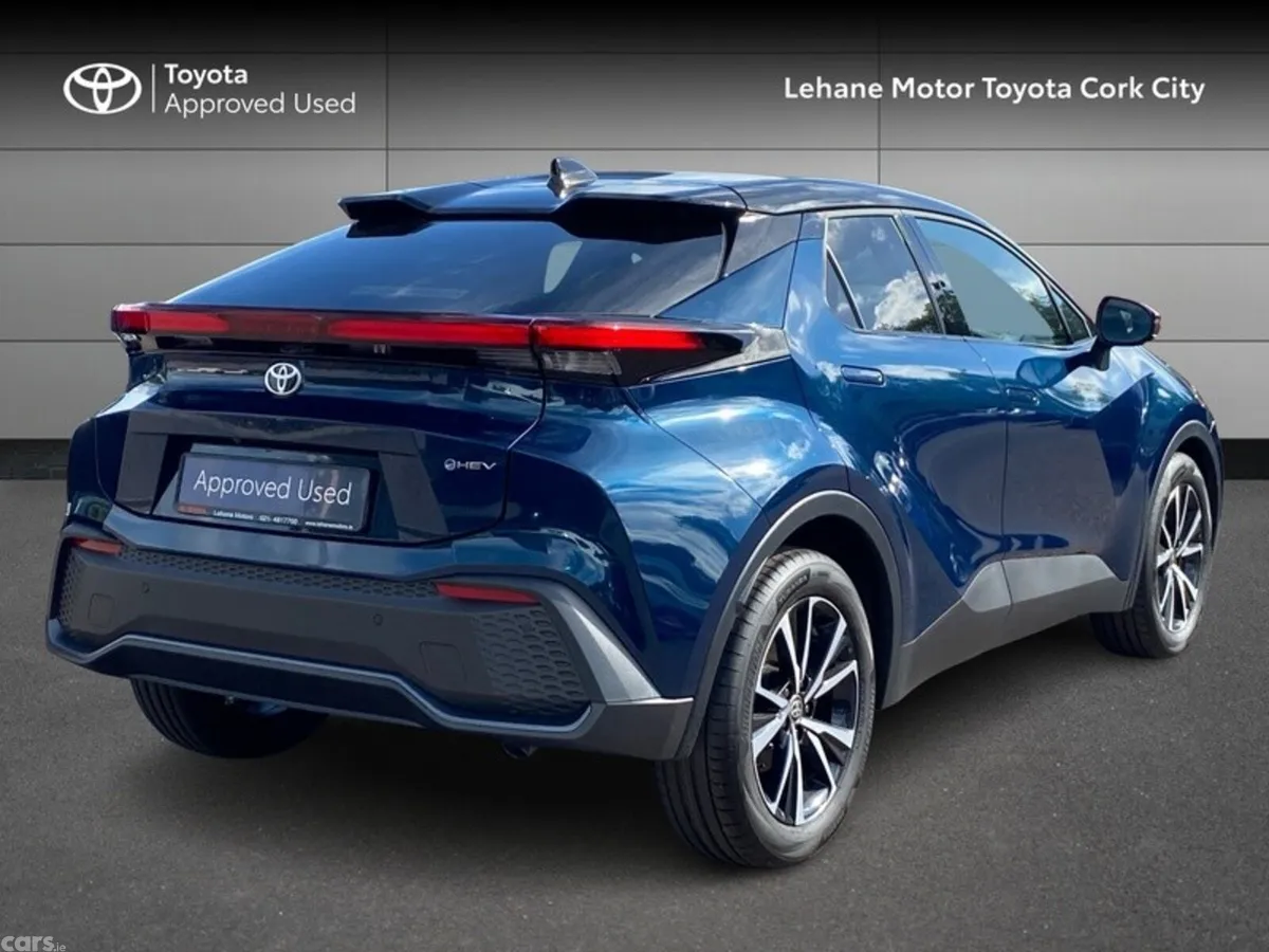 Toyota C-HR SUV, Petrol Hybrid, 2026, Blue