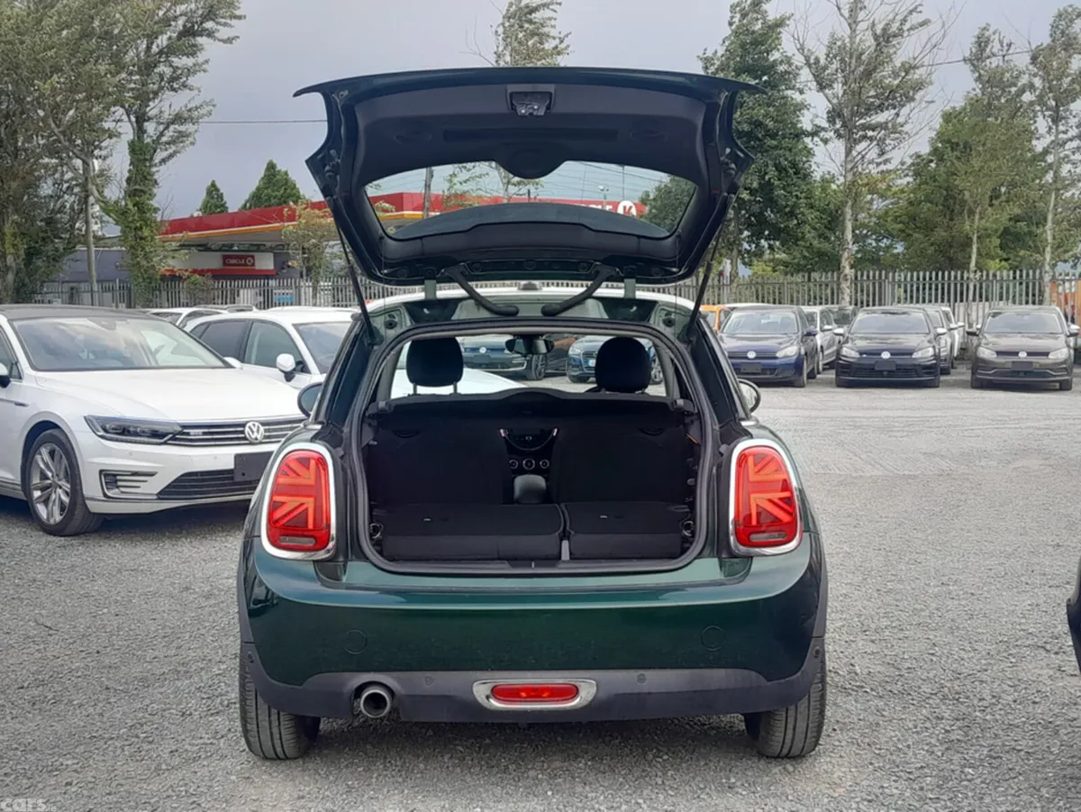 Mini Cooper Hatchback, Diesel, 2018, Green