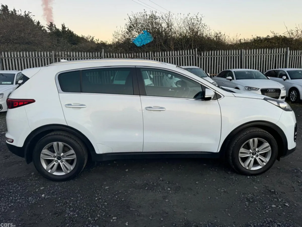 Kia Sportage SUV, Diesel, 2016, White