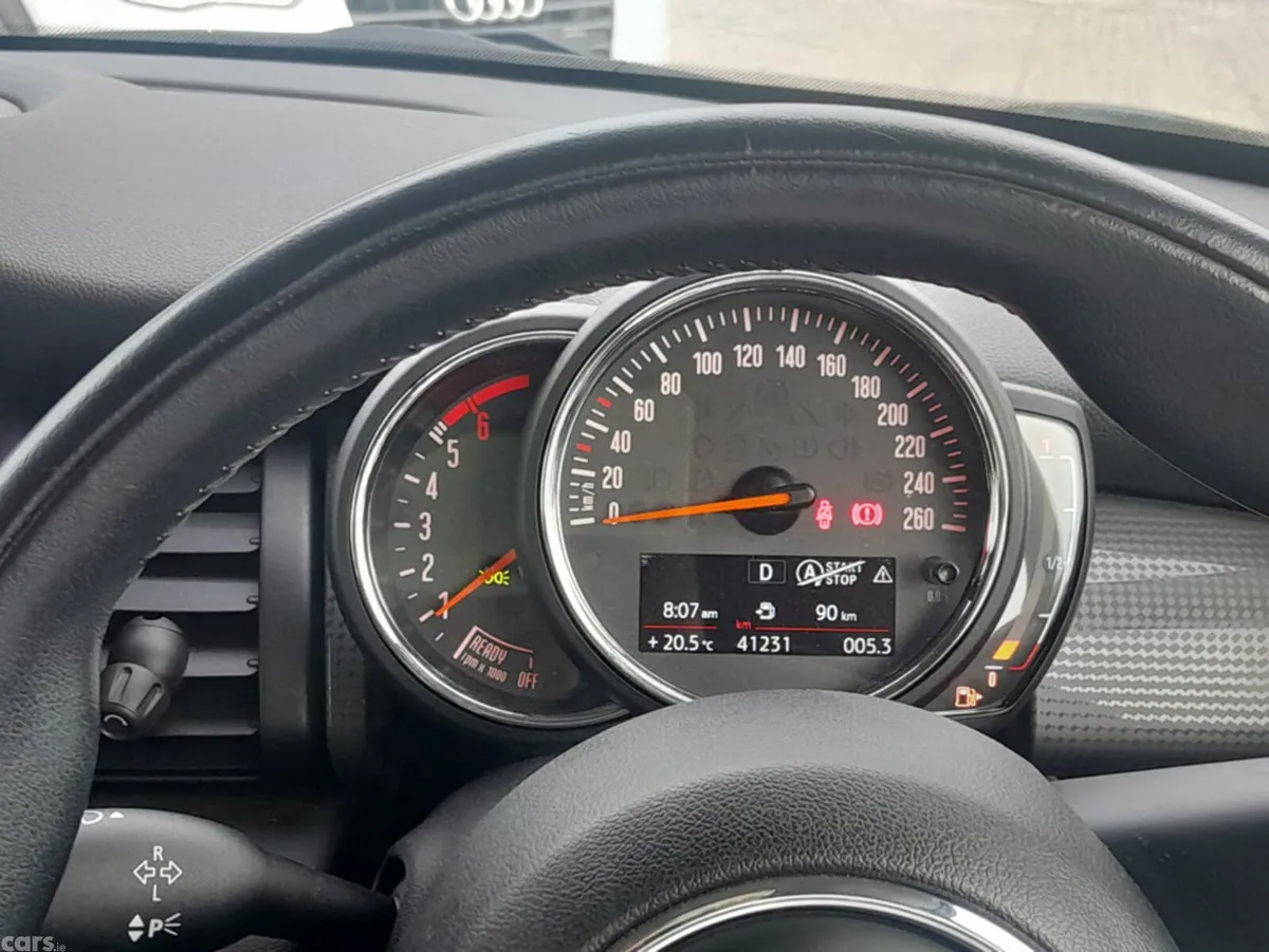 Mini Cooper Hatchback, Diesel, 2018, Green