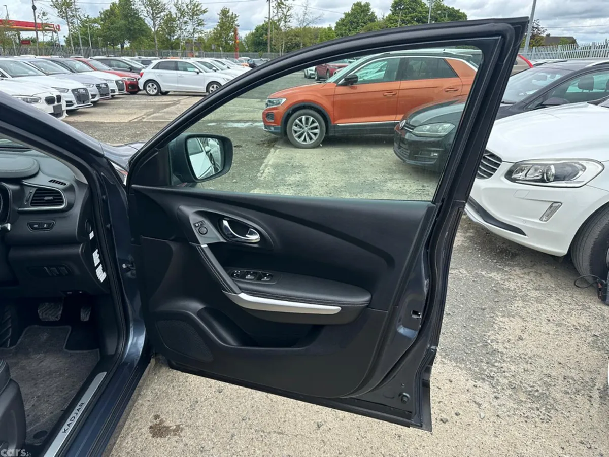 Renault Kadjar SUV, Petrol, 2018, Grey
