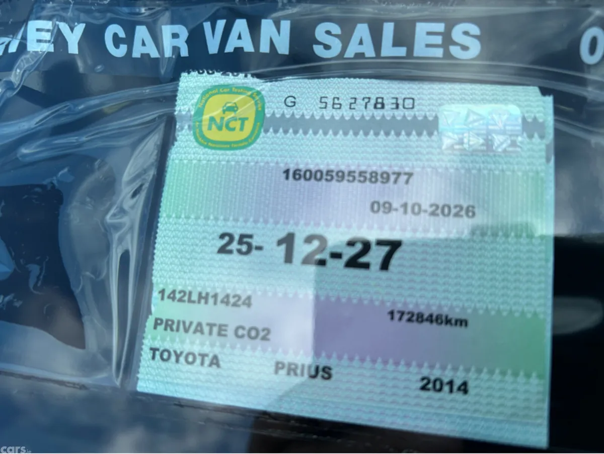Toyota Prius Hatchback, Petrol Hybrid, 2014, White