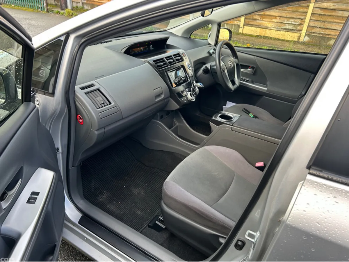 Toyota Prius Hatchback, Petrol Hybrid, 2012, Silver