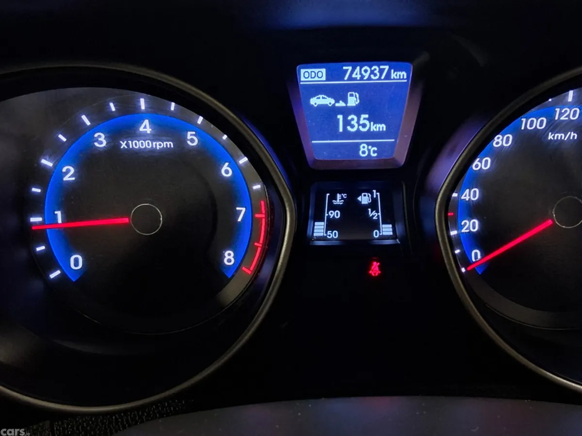 Hyundai i30 Hatchback, Petrol, 2016, Silver