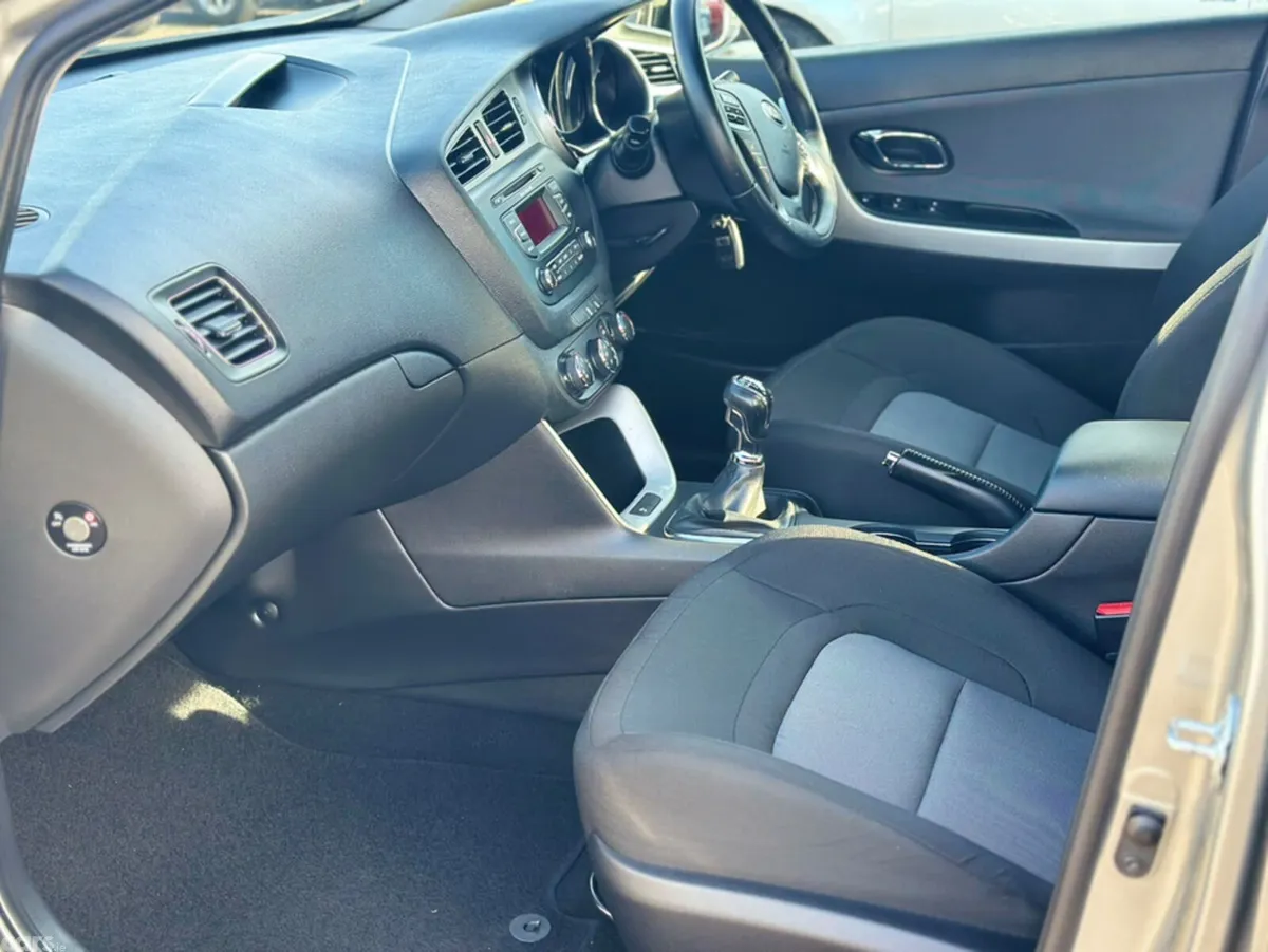 Kia Ceed Hatchback, Diesel, 2014, Silver