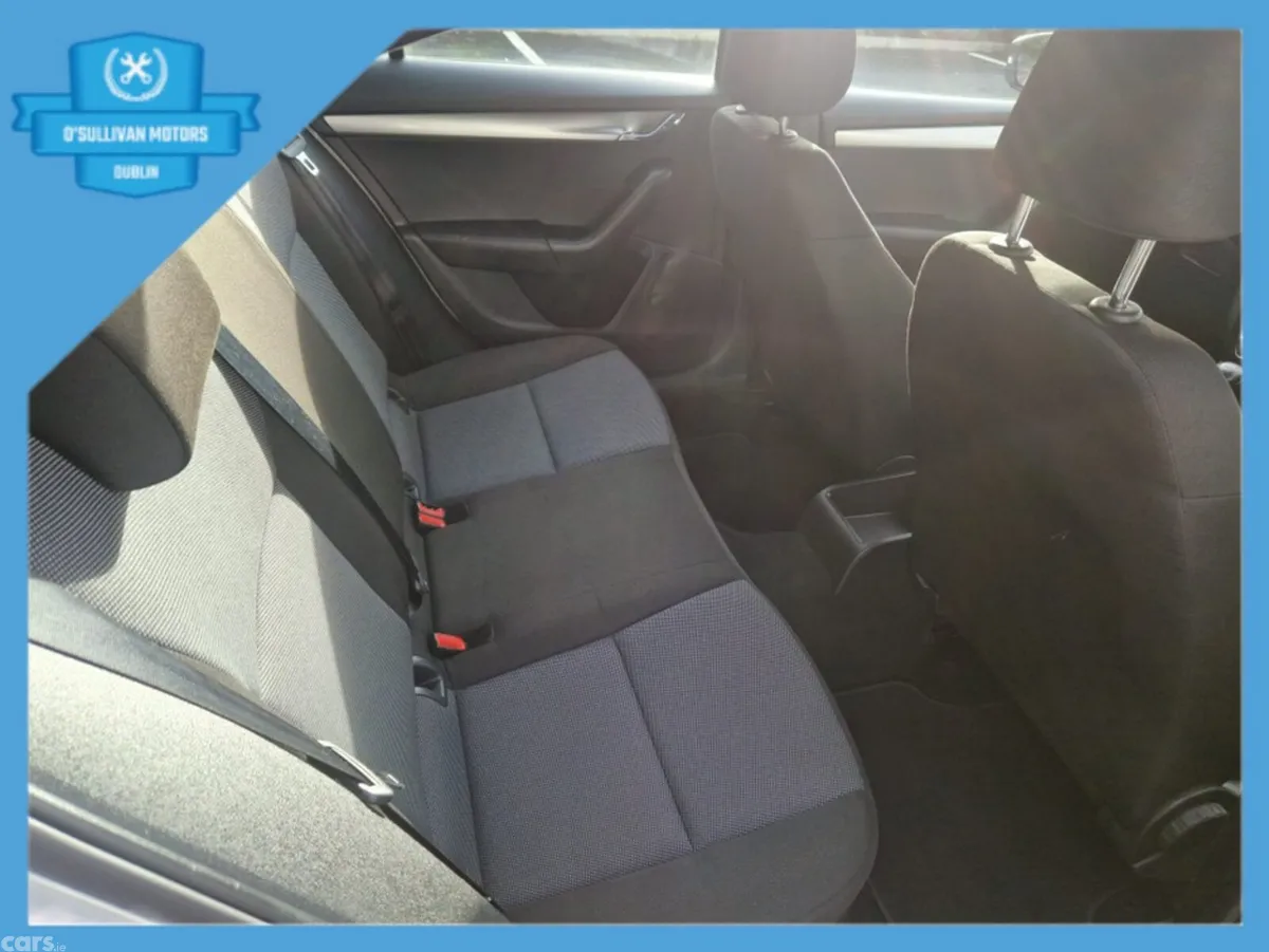 Skoda Octavia Hatchback, Diesel, 2016, Silver