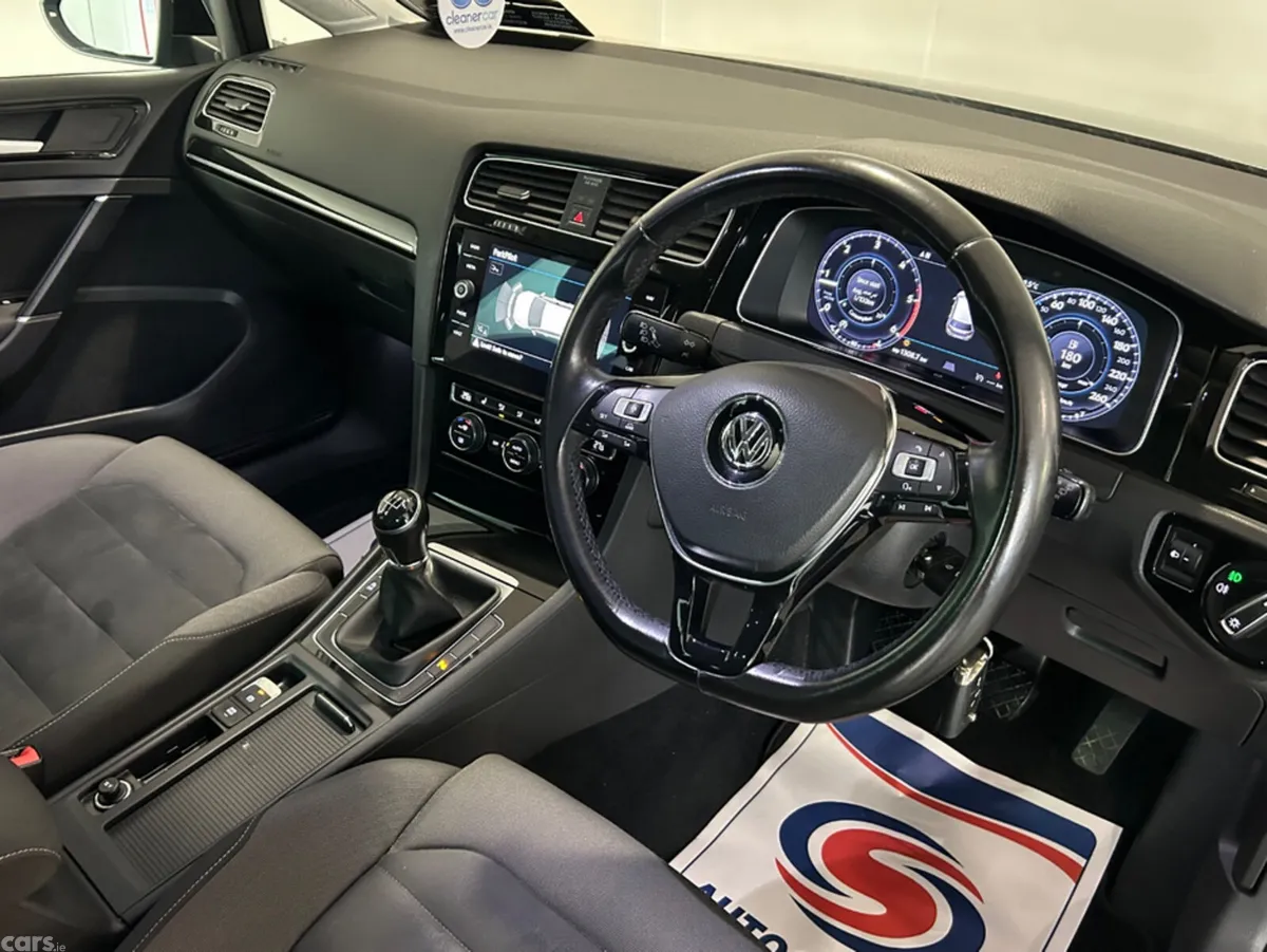Volkswagen Golf Hatchback, Diesel, 2018, Black
