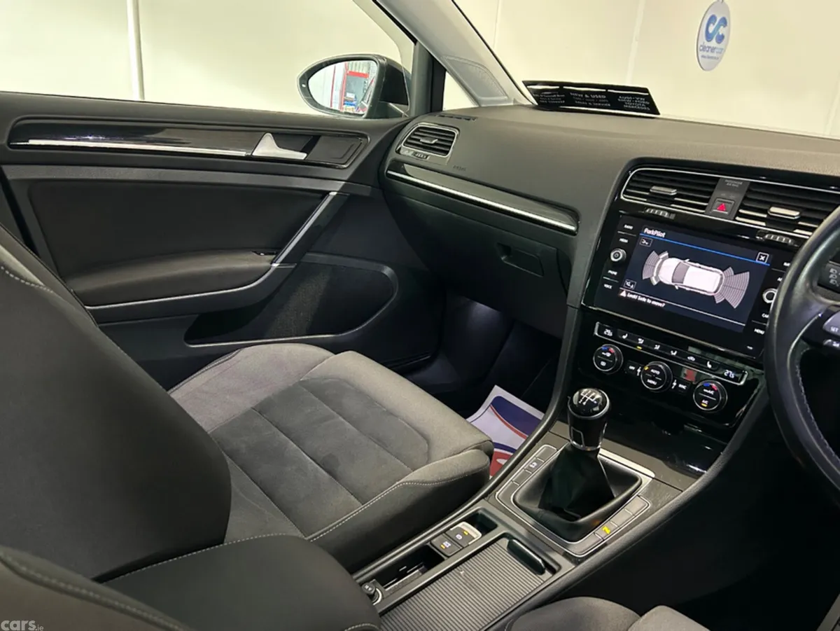 Volkswagen Golf Hatchback, Diesel, 2018, Black