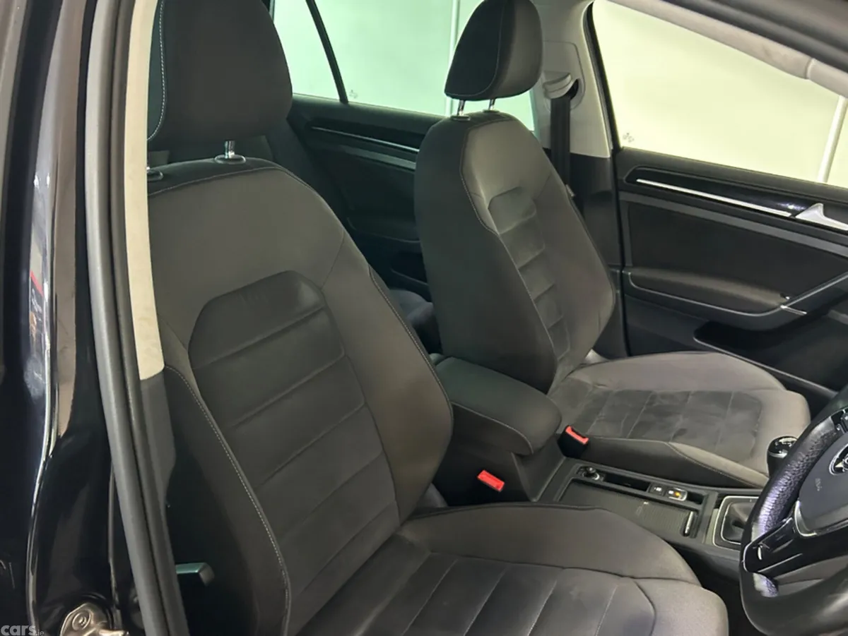 Volkswagen Golf Hatchback, Diesel, 2018, Black