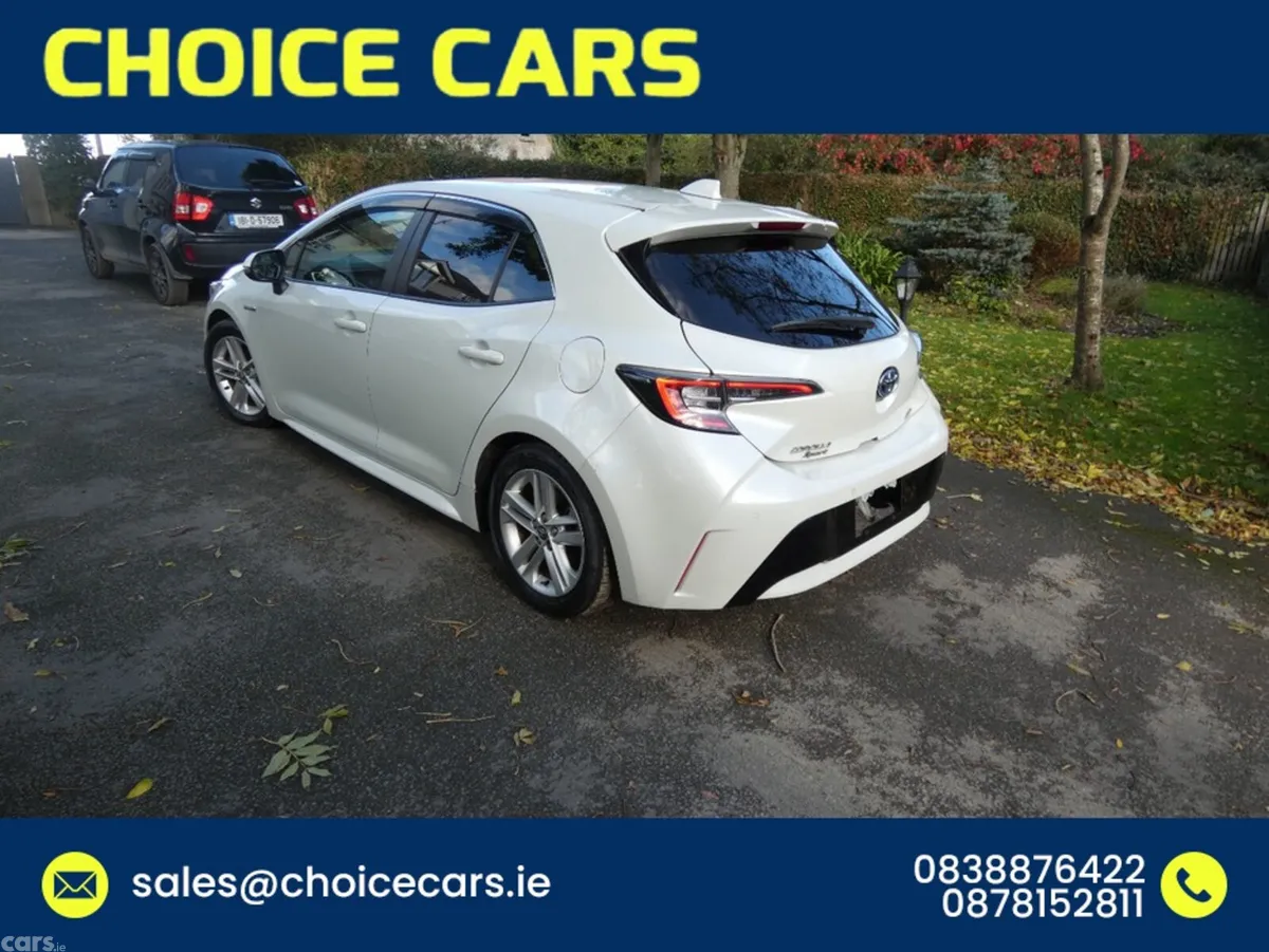 Toyota Corolla Hatchback, Petrol Hybrid, 2020, White