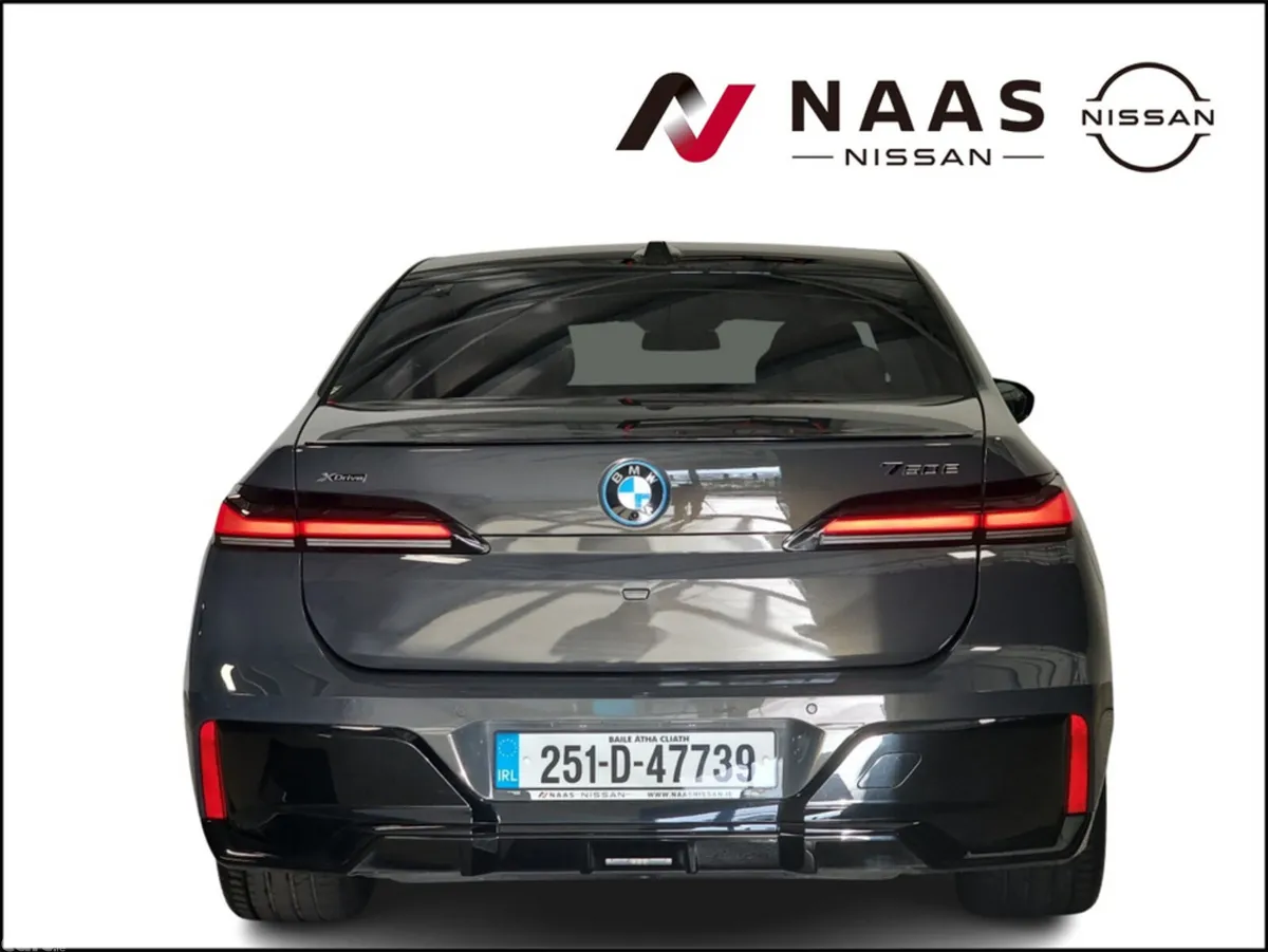 BMW 7-Series Saloon, Petrol Plug-in Hybrid, 2025, Grey