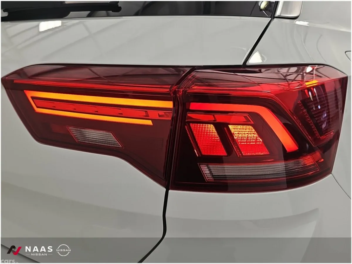 Volkswagen T-Roc SUV, Diesel, 2021, White