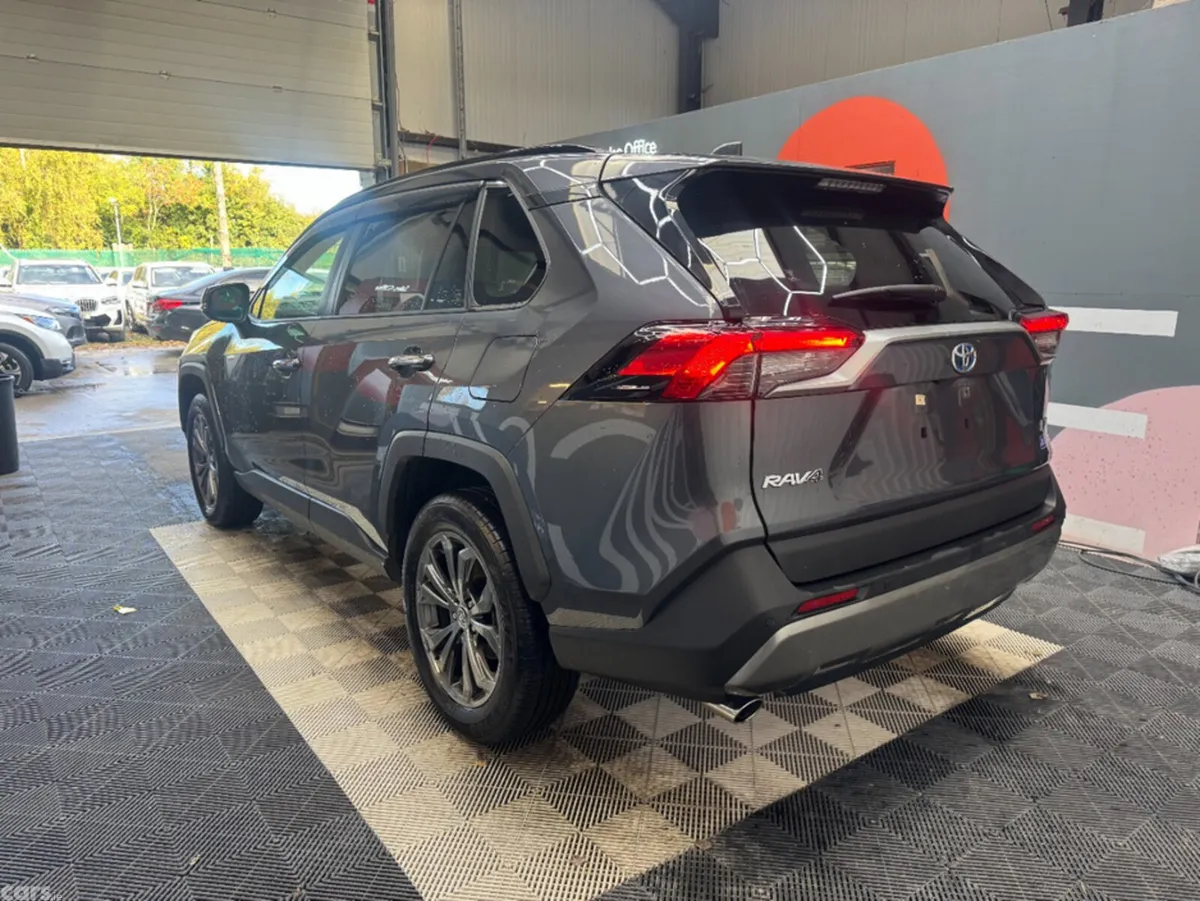 Toyota RAV4 SUV, Petrol Hybrid, 2024, Grey